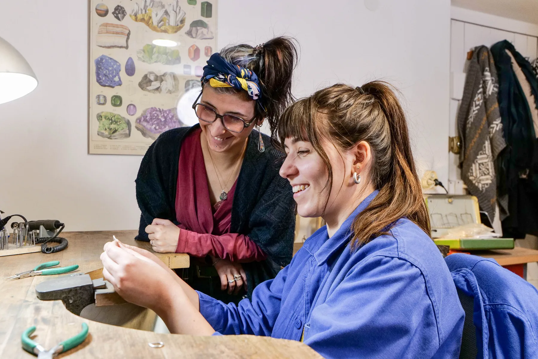 Créez votre paire de boucles d'oreilles en argent - Image n°2 - Wecandoo