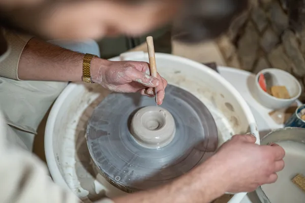 Initiez-vous au tour avec Christine - Image n°3 - Wecandoo