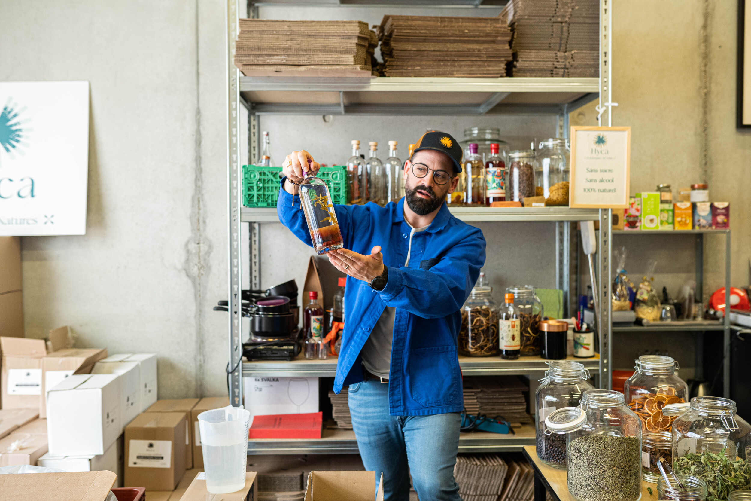 Wecandoo - Réalisez votre liqueur naturelle avec Arnaud et Chloé - Image n°1