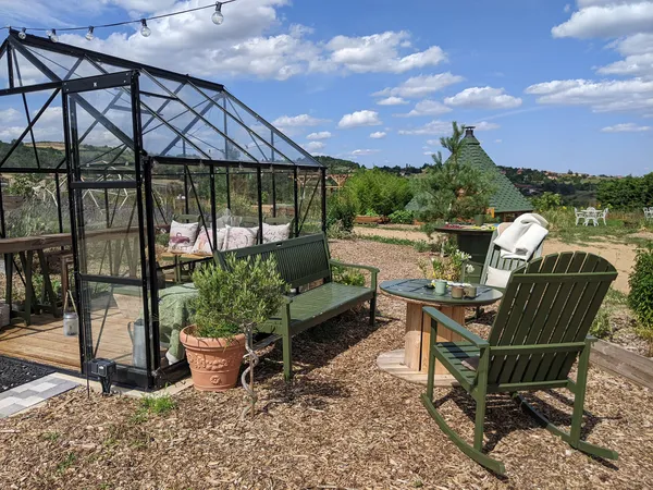 Découvrez l'apiculture et dégustez du miel et des boissons au miel en duo avec votre enfant - Image n°3 - Wecandoo