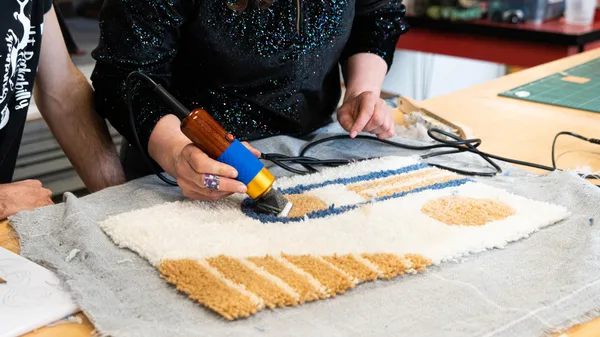 Tuftez votre grand tapis sur une journée - Image n°1 - Wecandoo