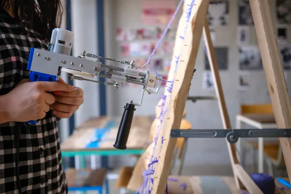 Initiez-vous au tufting avec Gregory - Image n°5 - Wecandoo