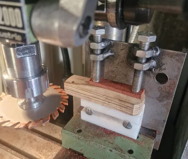 Fabriquez votre couteau pliant sur une journée avec Alexandre - Image n°3 - Wecandoo