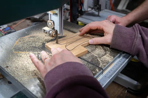 Créez vos couteaux pliants personnalisés en duo sur deux jours avec Alexis - Image n°3 - Wecandoo