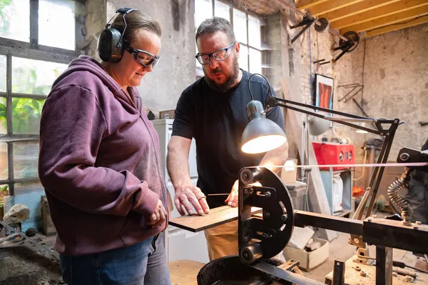 Créez vos couteaux pliants personnalisés en duo sur deux jours avec Alexis - Image n°4 - Wecandoo