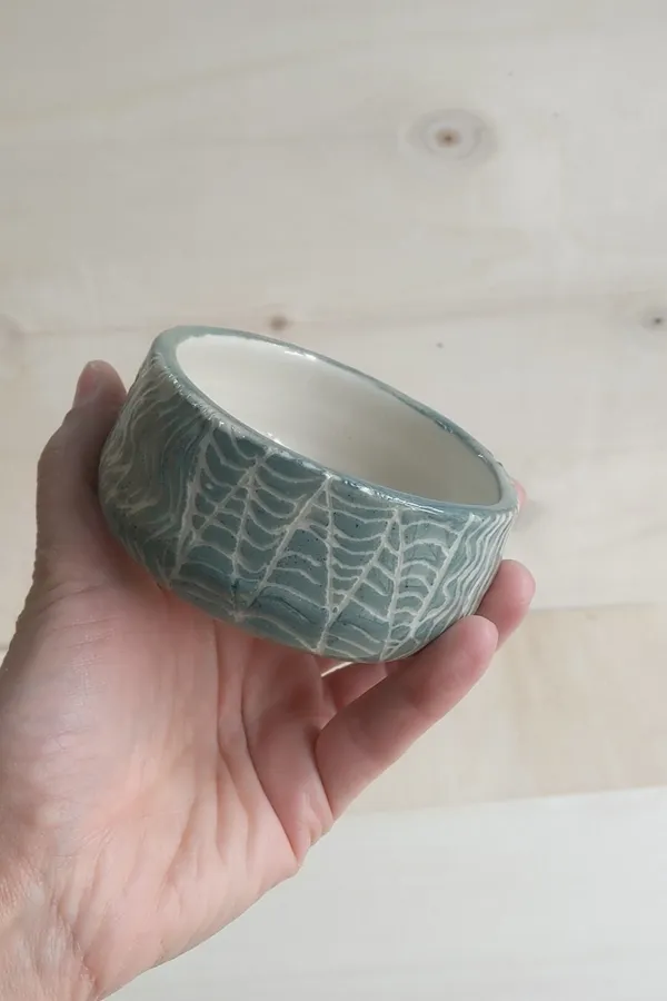 Réalisez vos créations en céramique au tour sur 2 jours avec Anne-Hélène - Image n°2 - Wecandoo