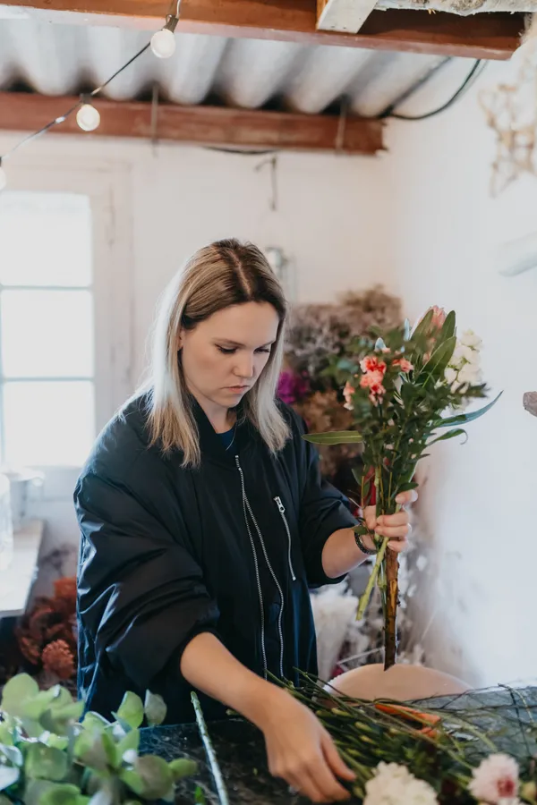 Réalisez votre bouquet de fleurs fraîches - Image n°2 - Wecandoo