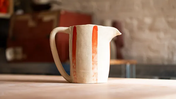 Modelez votre pichet en céramique avec Guylène - Image n°5 - Wecandoo