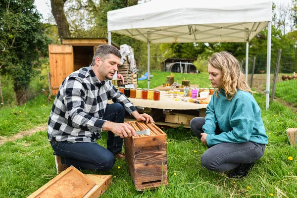 Dégustez des miels bretons, francais et rares avec Mathias - Image n°1 - Wecandoo