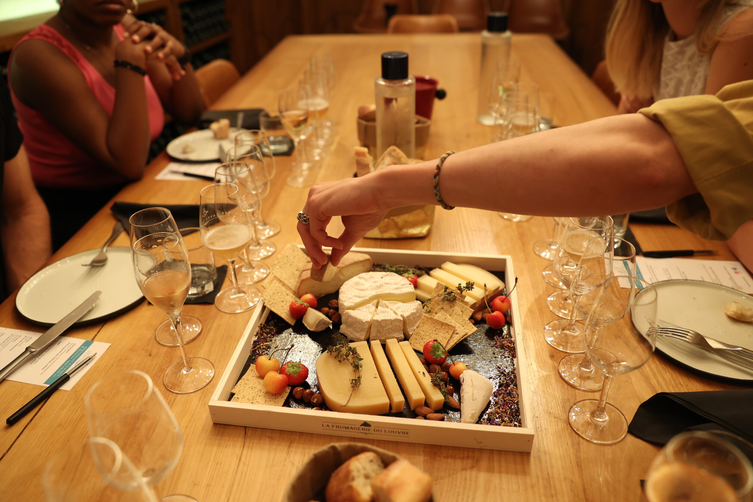 Dégustez dix vins et fromages