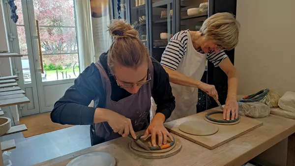 Initiez-vous au tour de potier et au modelage en duo - Image n°2 - Wecandoo