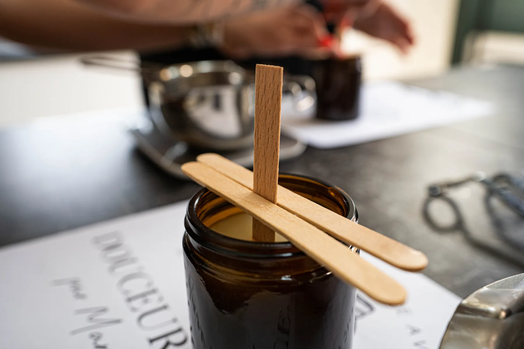 Réalisez votre bougie naturelle avec Marine - Afbeelding nr. 4 - Wecandoo