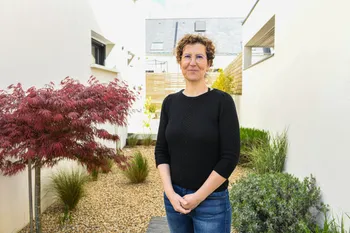 Isabelle : Vitrailliste à Vannes