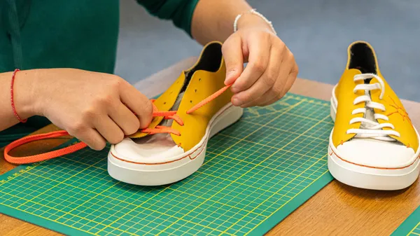 Réalisez et personnalisez vos chaussures - Image n°2 - Wecandoo