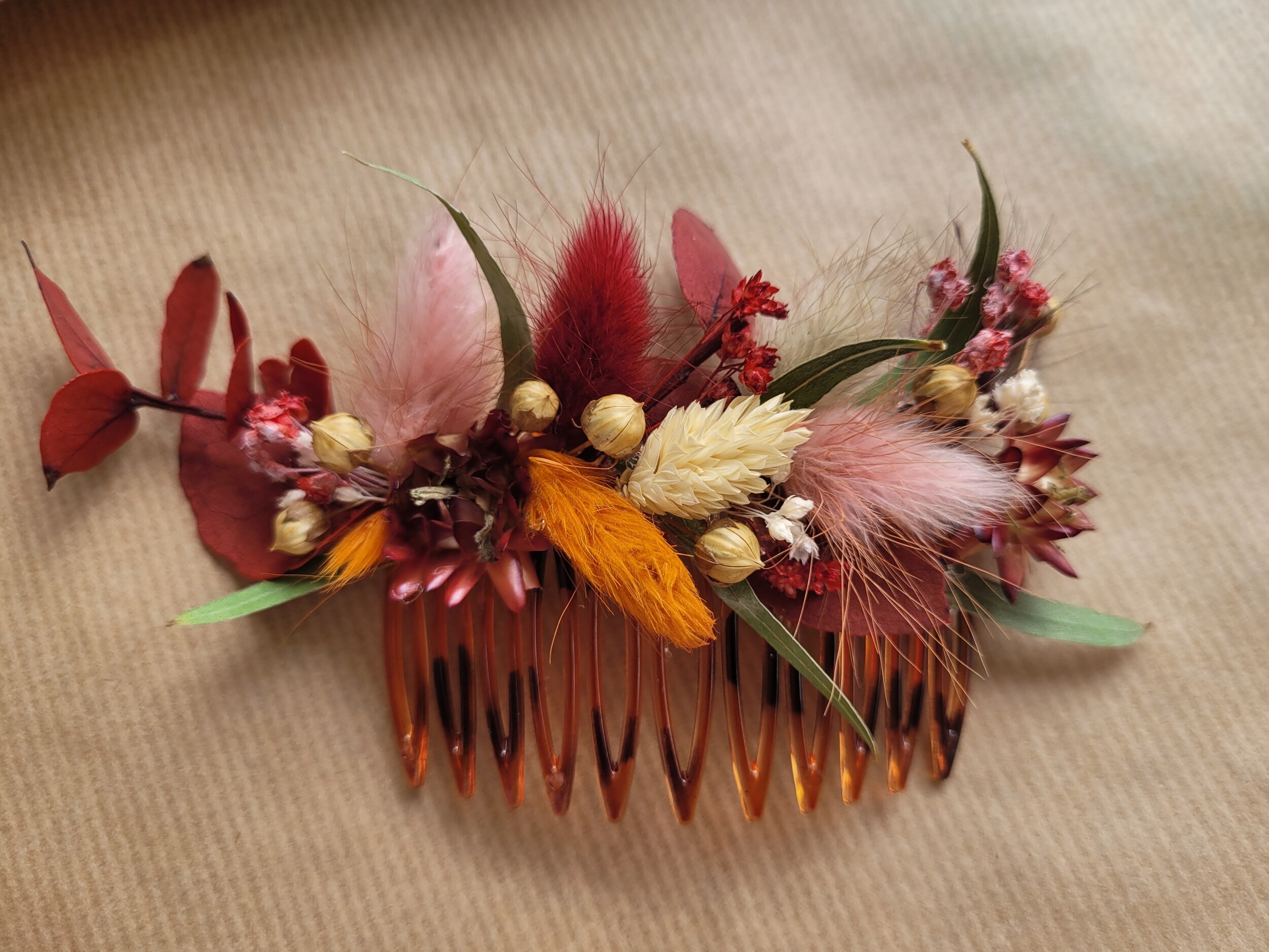 Venez réaliser un accessoire de coiffure végétalisé