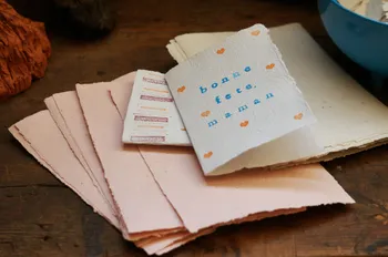 Créez vos propres papiers artisanaux recyclés