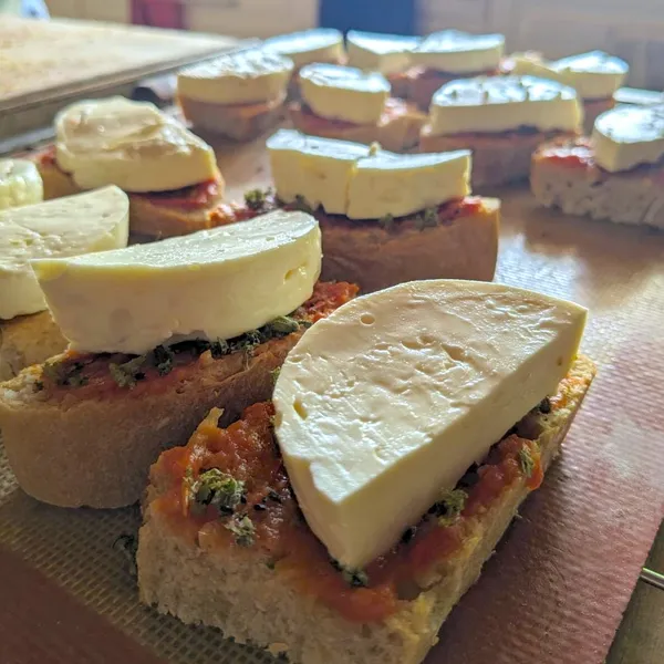 Immergez-vous dans le quotidien d'un fermier fromager - 2J - Image n°4 - Wecandoo