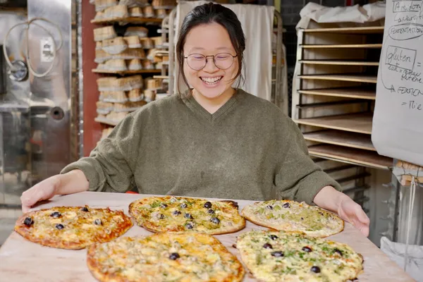 Découvrez les secrets de fabrication d'un pain au levain sur une journée avec le collectif « Ferme de Chalonne » - Image n°4 - Wecandoo