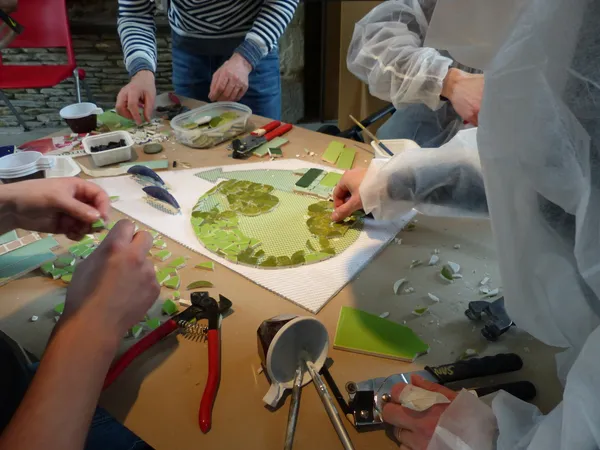 Rassemblez votre équipe et créez votre mosaïque avec Élisabeth - Image n°3 - Wecandoo