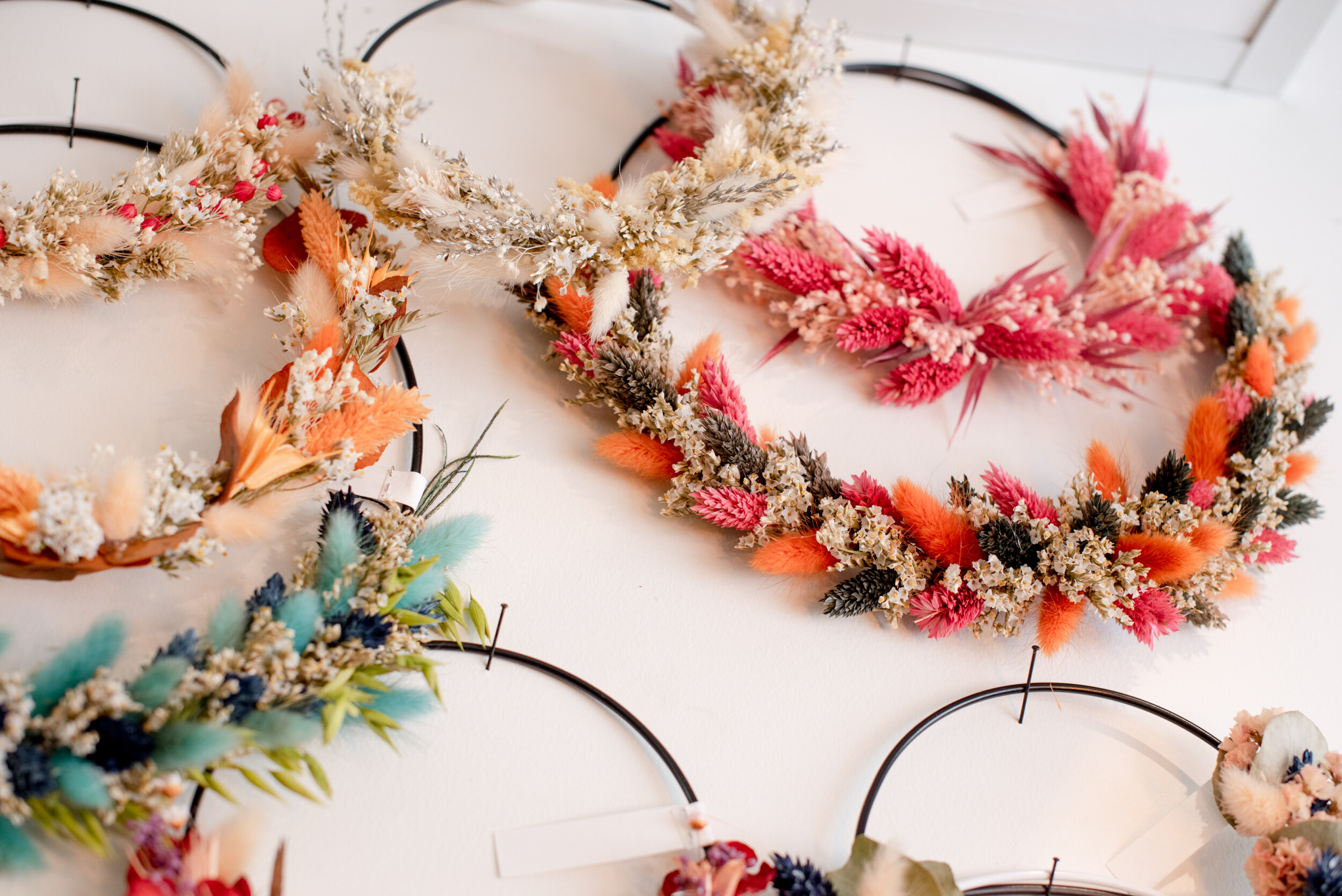 Réalisez votre couronne de fleurs séchées