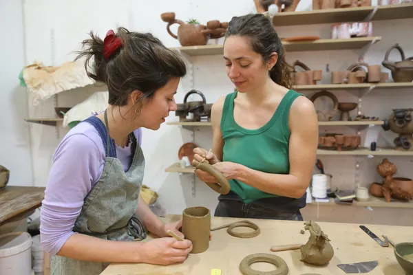 Modelez votre pot de fleur auto-irrigué avec Léa - Image n°3 - Wecandoo