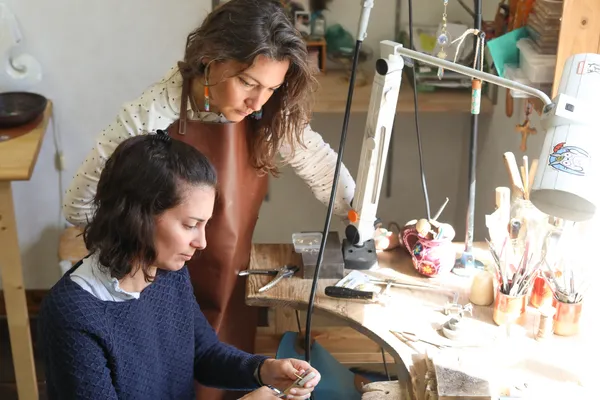 Fabriquez votre anneau serpent avec Émilie - Image n°4 - Wecandoo