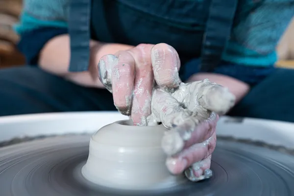 Initiez-vous au tour avec Véronique - Image n°1 - Wecandoo