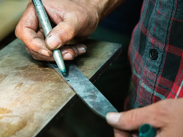 Forgez votre couteau de chef sur une journée avec Armel - Image n°4 - Wecandoo