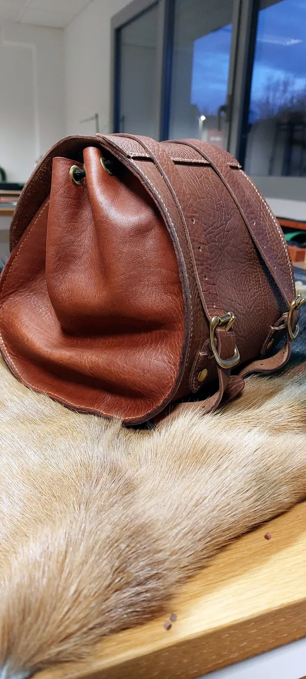 Réalisez votre sac à dos en cuir sur 2 jours - Image n°2 - Wecandoo