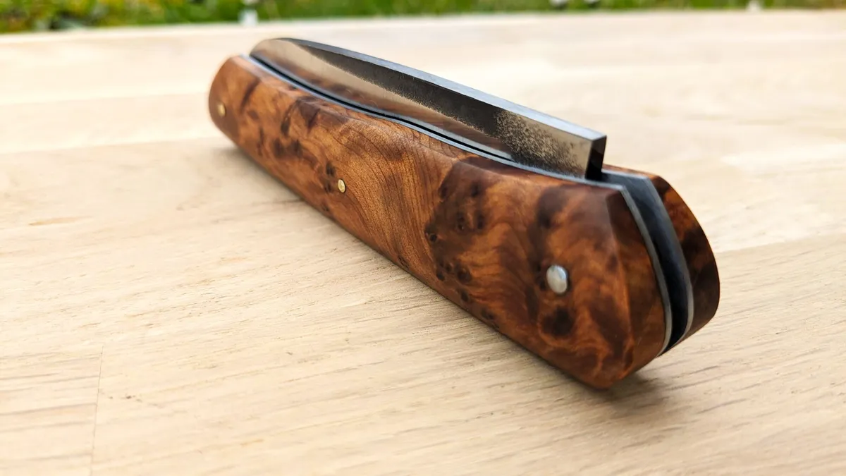 Fabriquez votre couteau pliant - 2J
