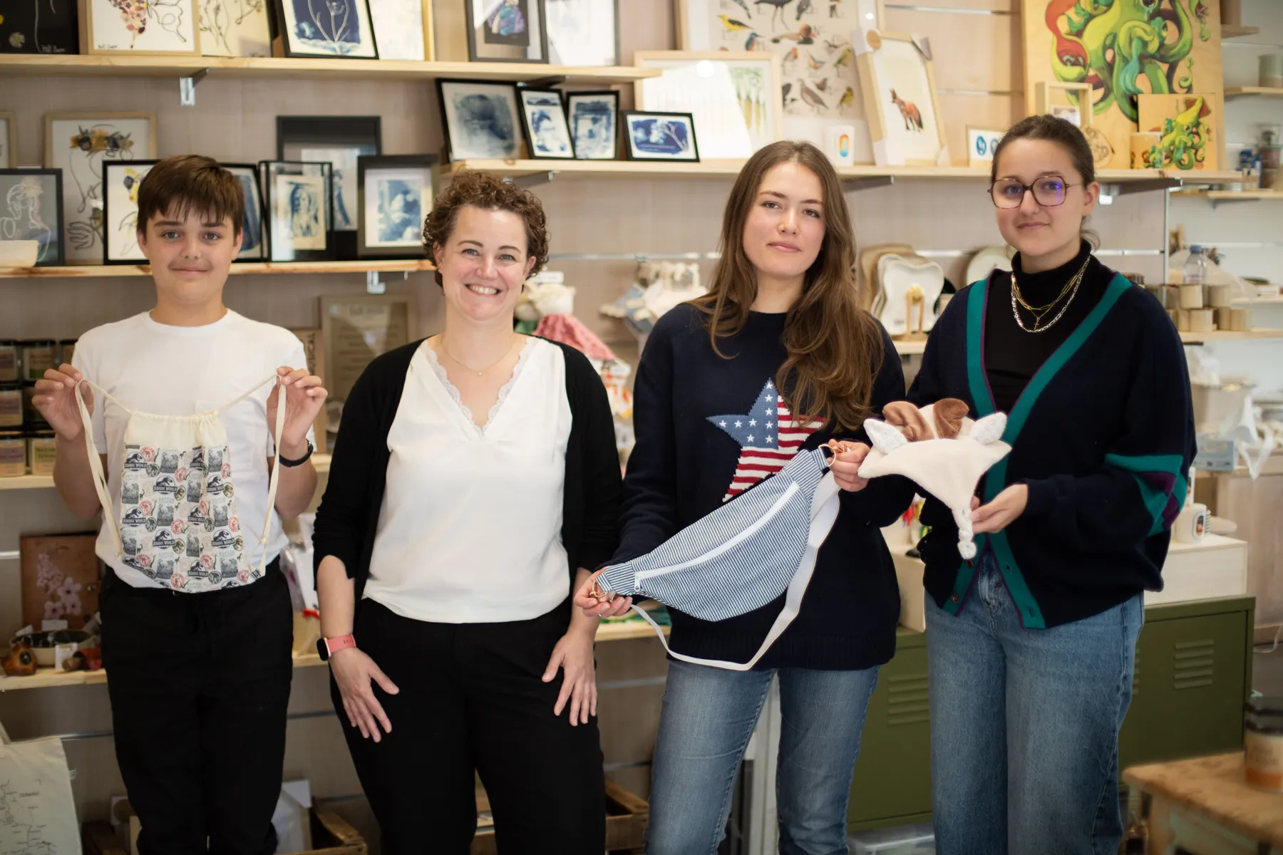 Upcyclez vos tissus préférés en sac banane avec Christelle - Image n°4 - Wecandoo