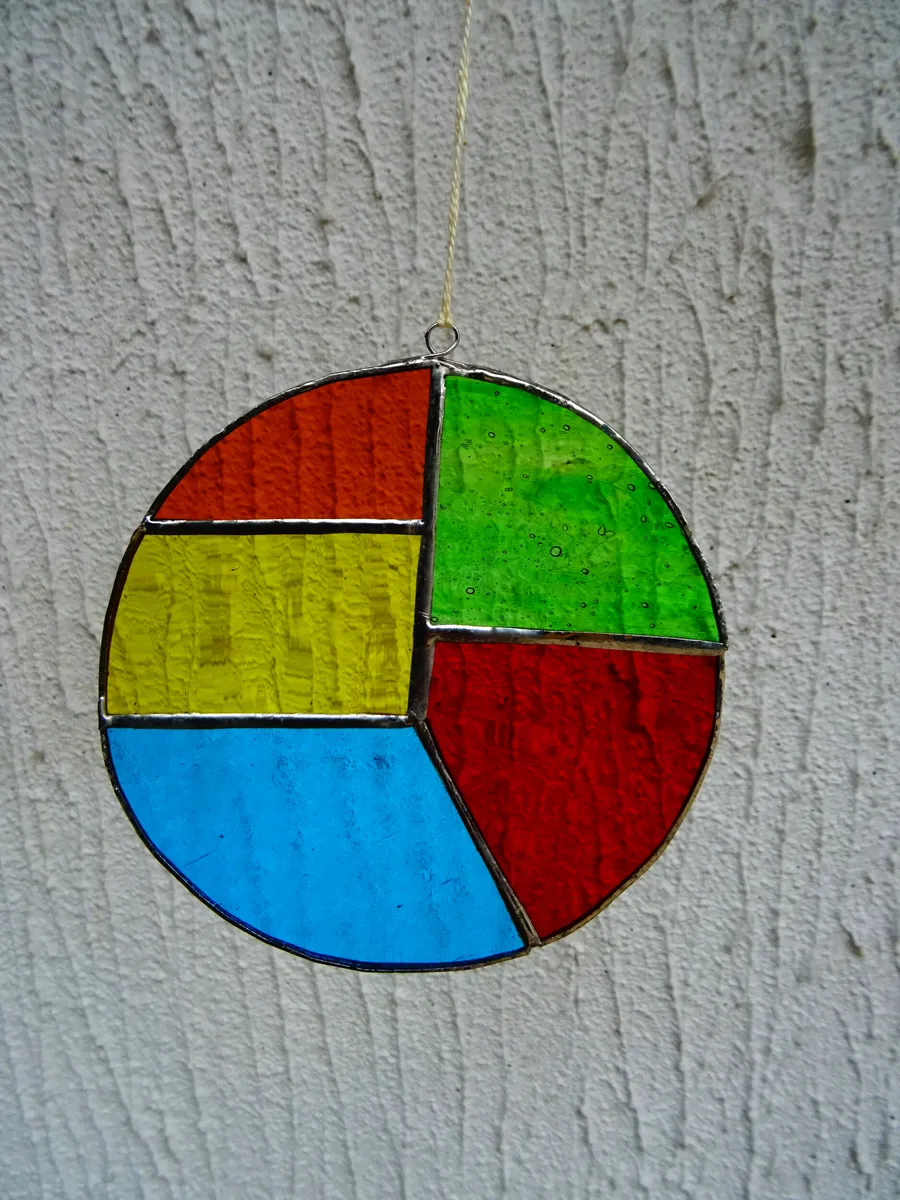 Initiez-vous au vitrail Tiffany ou traditionnel en duo avec Carol - Image n°1 - Wecandoo