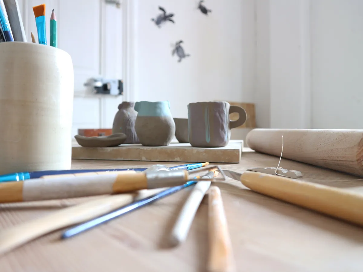 Modelez et décorez votre pièce en céramique