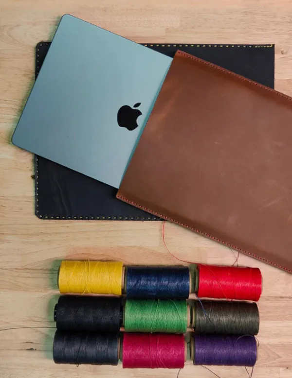 Wecandoo - Create your own leather laptop sleeve