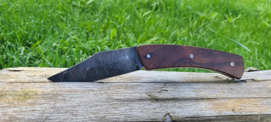 Fabriquez votre couteau pliant damas avec Benjamin - Image n°1 - Wecandoo