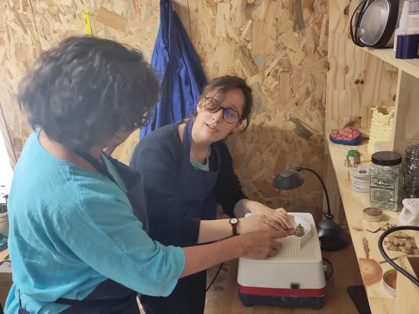 Découvrez le vitrail Tiffany avec Isabelle - Image n°4 - Wecandoo