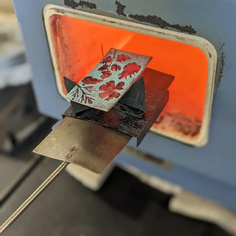 Initiez-vous à l'émaillage sur cuivre - Image n°1 - Wecandoo