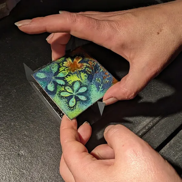 Initiez-vous à l'émaillage sur cuivre - Image n°3 - Wecandoo