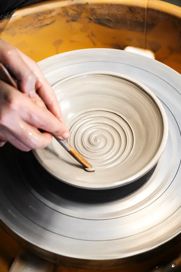 Initiatie draaien met de pottenbakkersschijf - Afbeelding nr. 2 - Wecandoo