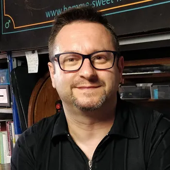 Cédric: Bijoutier Lapidaire in Lille