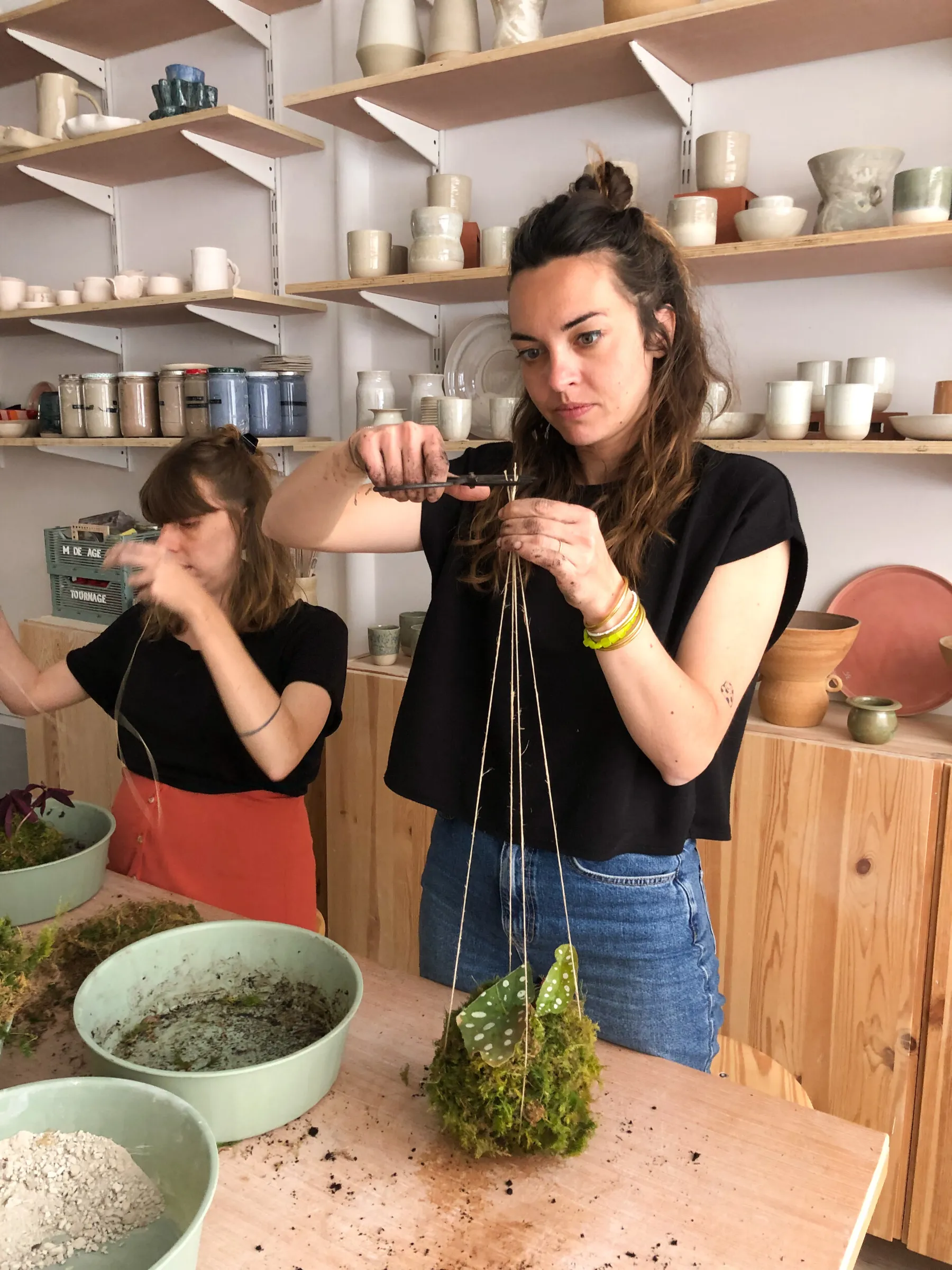 Fabriquez votre kokedama avec Adeline - Image n°5 - Wecandoo