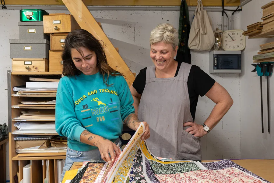 Fabriquez votre carnet en reliure criss cross avec Valérie - Image n°1 - Wecandoo