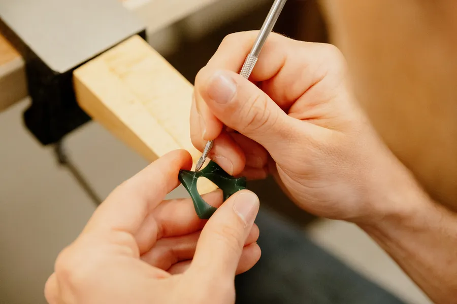 Create your own lost wax silver jewellery with Idil - Image n°1 - Wecandoo