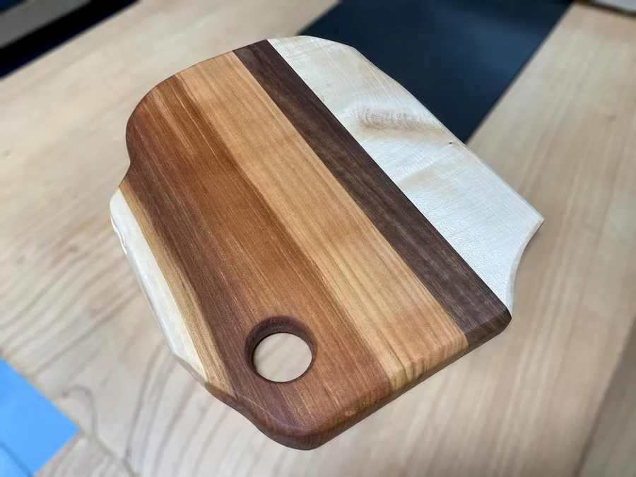 Fabriquez votre planche à découper personnalisée avec Sophia - Image n°1 - Wecandoo