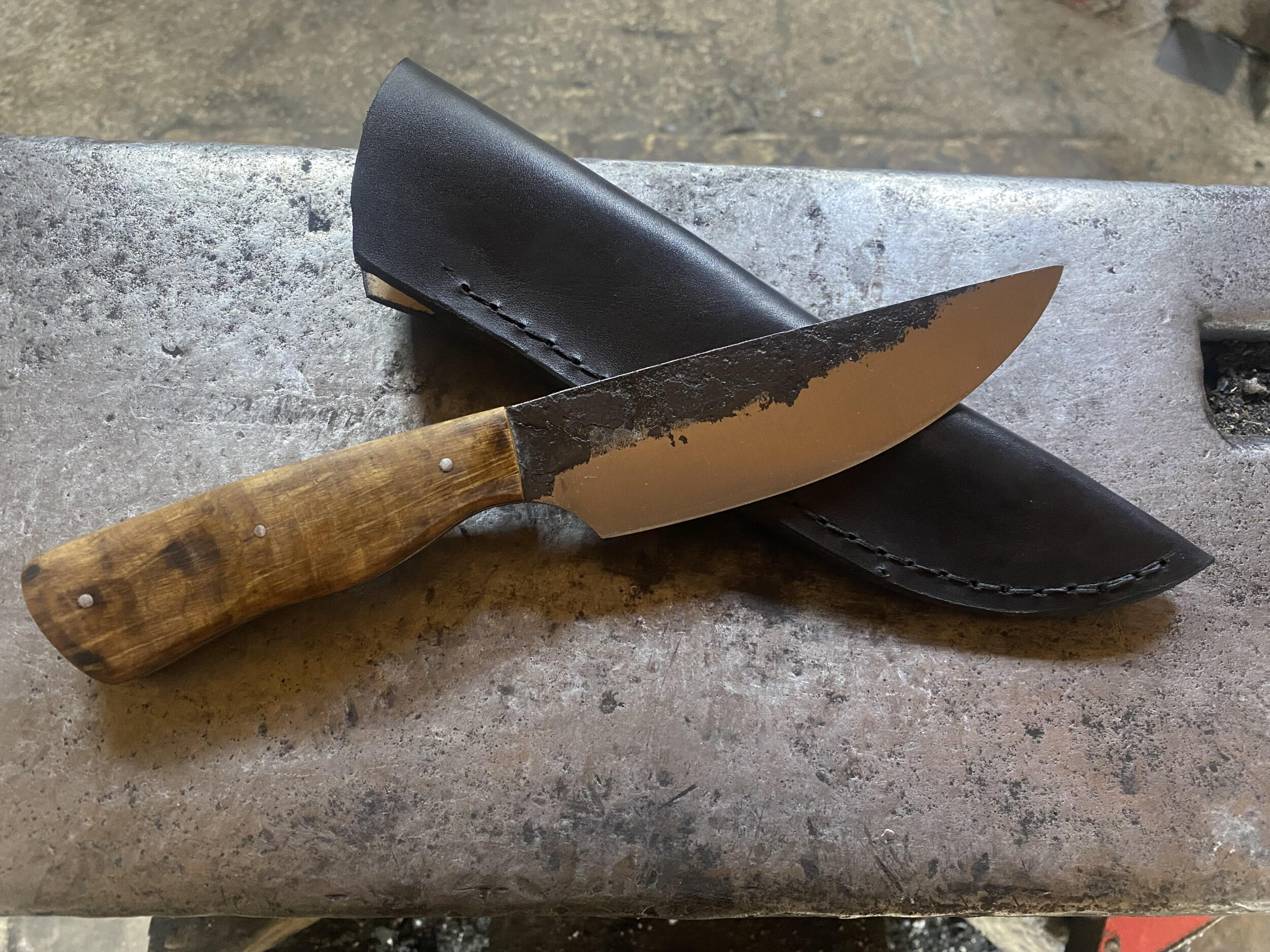 Réalisez votre couteau full steel et son étui