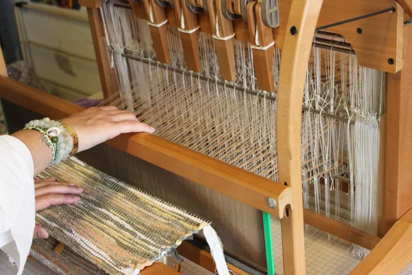 Initiez-vous au tissage avec Léa - Image n°3 - Wecandoo