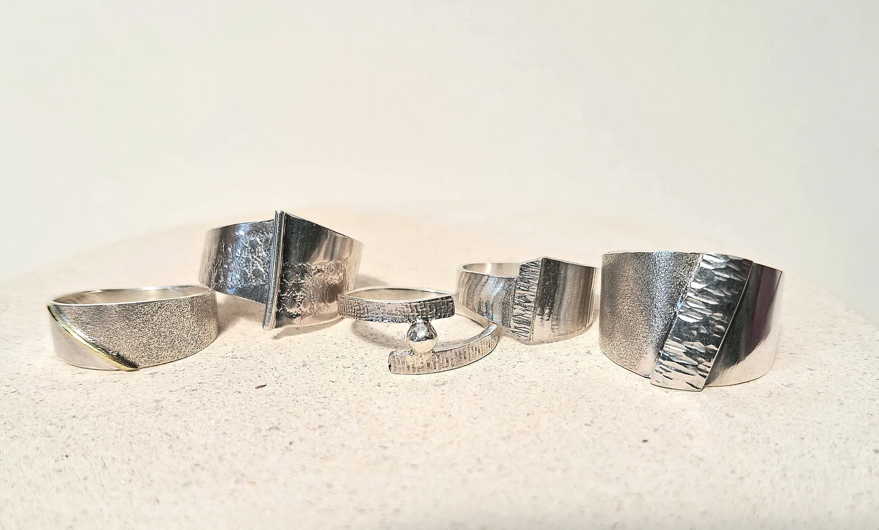 Réalisez votre bague en argent avec Marie - Image n°3 - Wecandoo