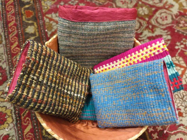 Créez votre pochette tissée avec Astrid-Laure - Image n°5 - Wecandoo