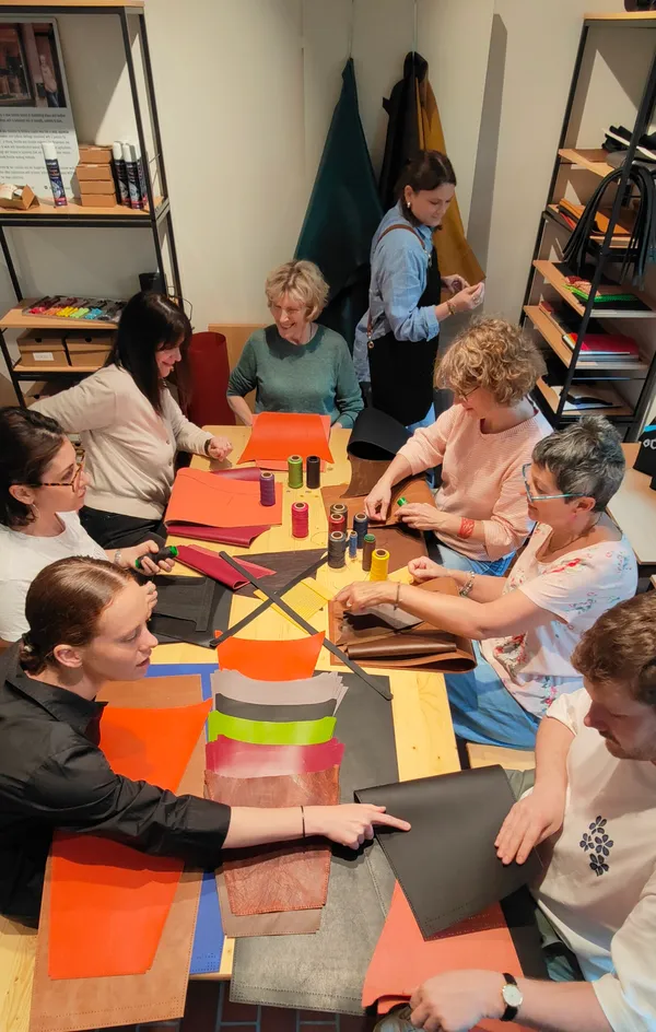 Make your own leather shoulder bag - Image n°2 - Wecandoo