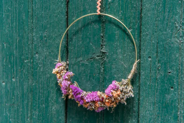 Réalisez votre couronne murale avec Pauline - Image n°5 - Wecandoo